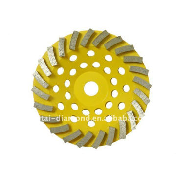 Diamond grinding and cutting disc for concrete floor